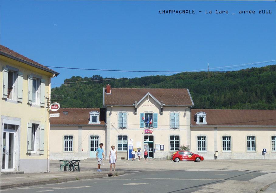 Café Hôtel de la Gare Champagnole Exterior foto